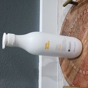 Milk Shake Daily Frequent Shampoo W/ Milk Proteins & Apple Juice / Paraben Free